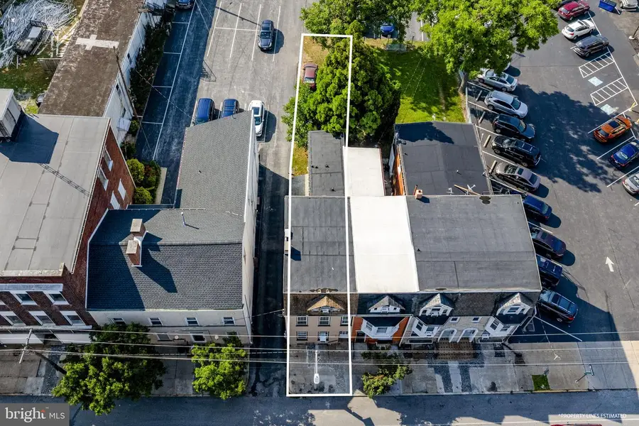 820 E Market St, York, PA 17403 - #2