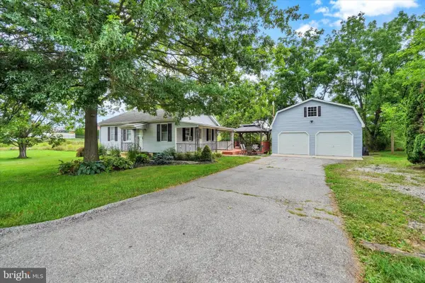 2411 Brooklyn Rd, DOVER, PA 17315