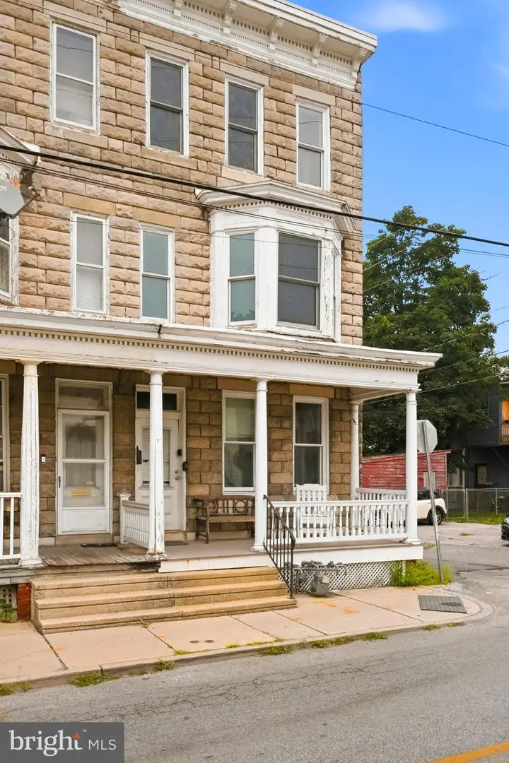 143 S Belvidere Ave, York, PA 17401 - #3