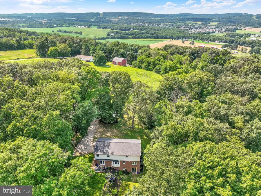 5032 Barkwood Ln, York, PA 17406 - #3