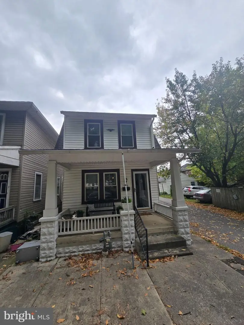 1016 Edison St, York, PA 17403 - #2