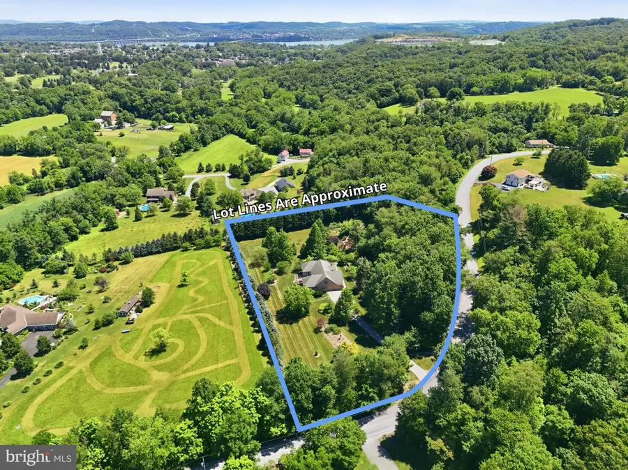 545 Strickler's School Rd, Wrightsville, PA 17368 - #3