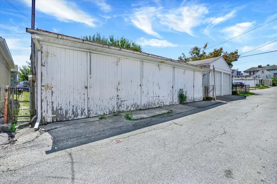 1291 W Poplar St, York, PA 17404 - #3