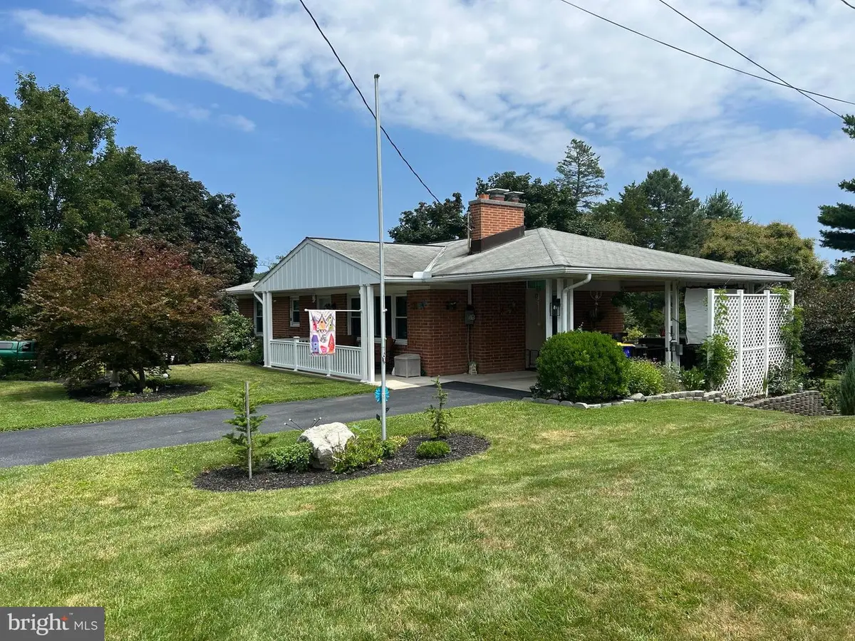 502 Bowman Ave, Lewisberry, PA 17339 - #1