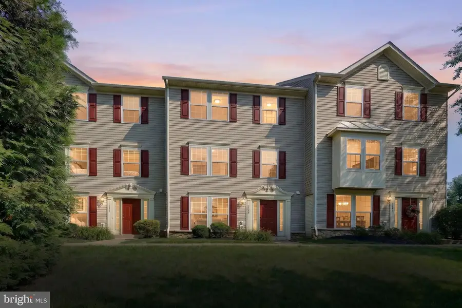 1144 Blue Bird Ln #18, York, PA 17402 - #2