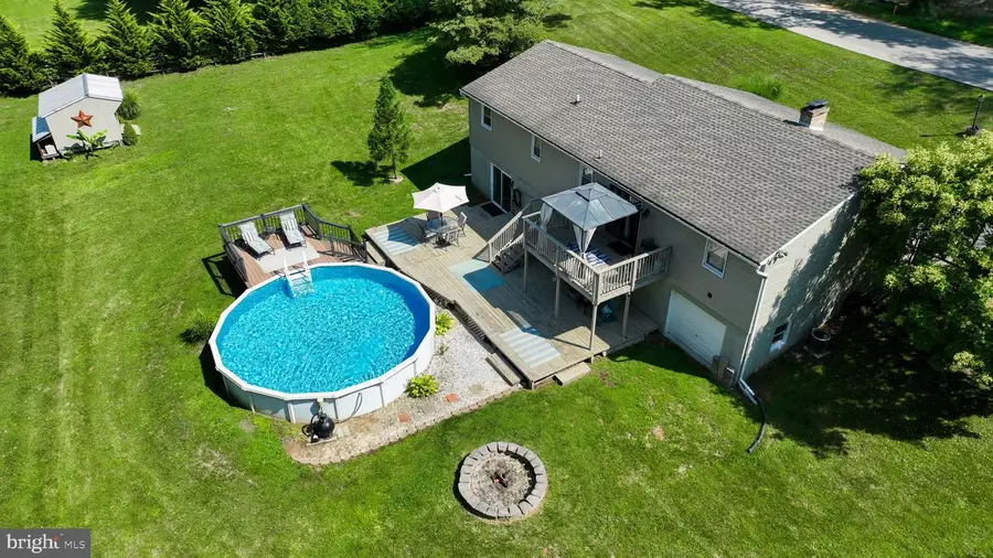 888 Country Ln, York, PA 17406 - #2