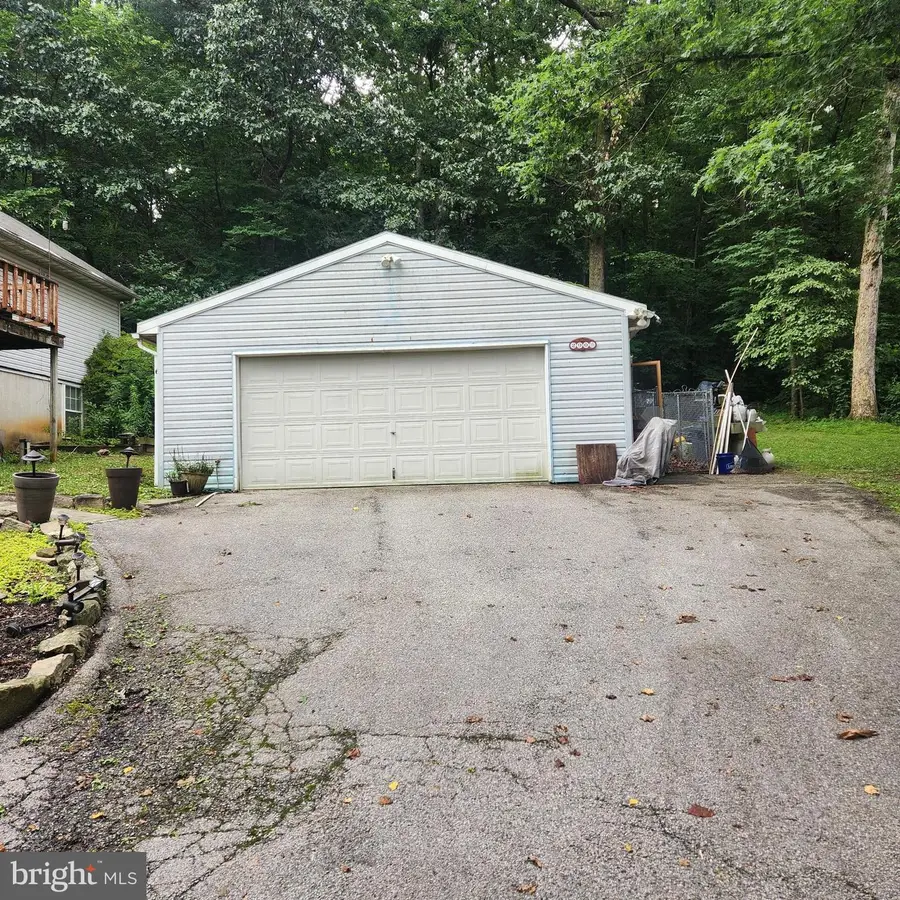 290 Creek Rd, Manchester, PA 17345 - #2