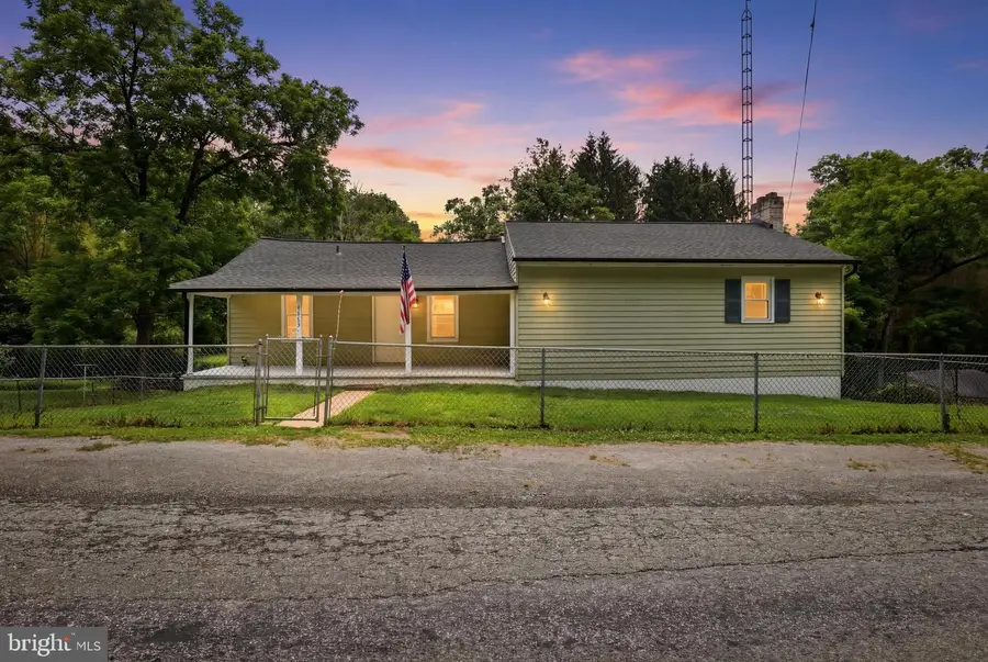 3362 Myers School Rd, Red Lion, PA 17356 - #3
