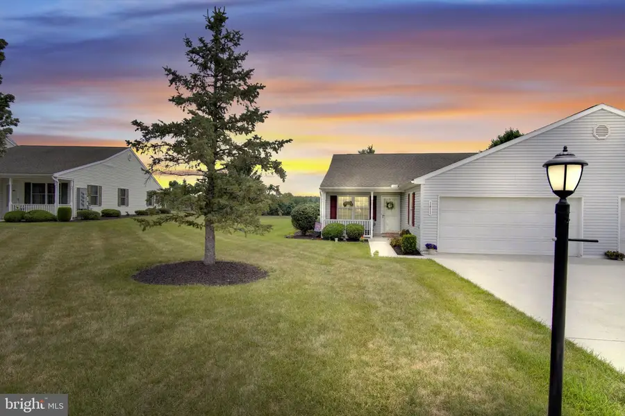 1411 Chami Dr, Spring Grove, PA 17362 - #2