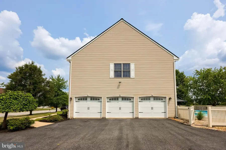 2623 Huntfield Dr, York, PA 17404 - #3