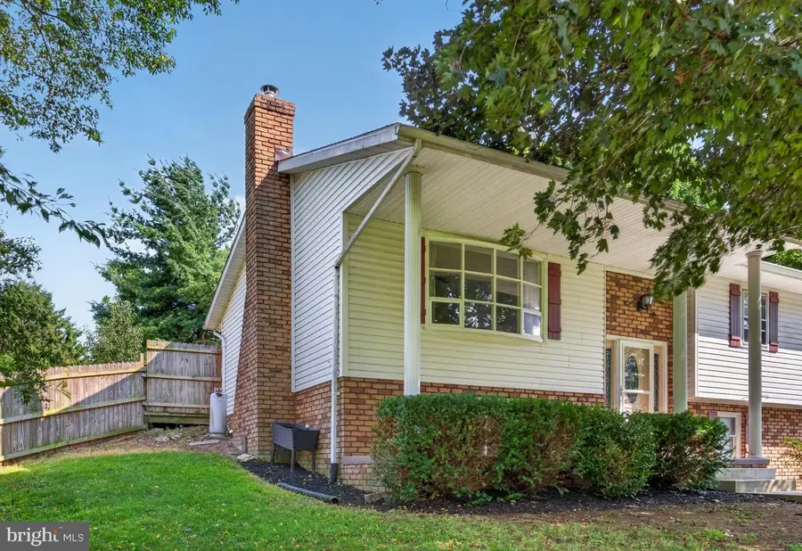 2634 Pleasant Hill Rd., Hanover, PA 17331 - #3