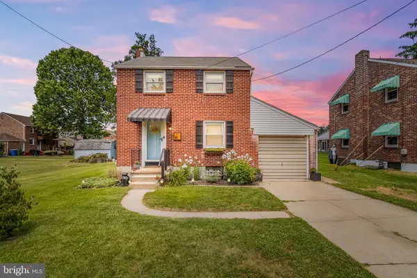 25 Keystone Dr, YORK, PA 17406