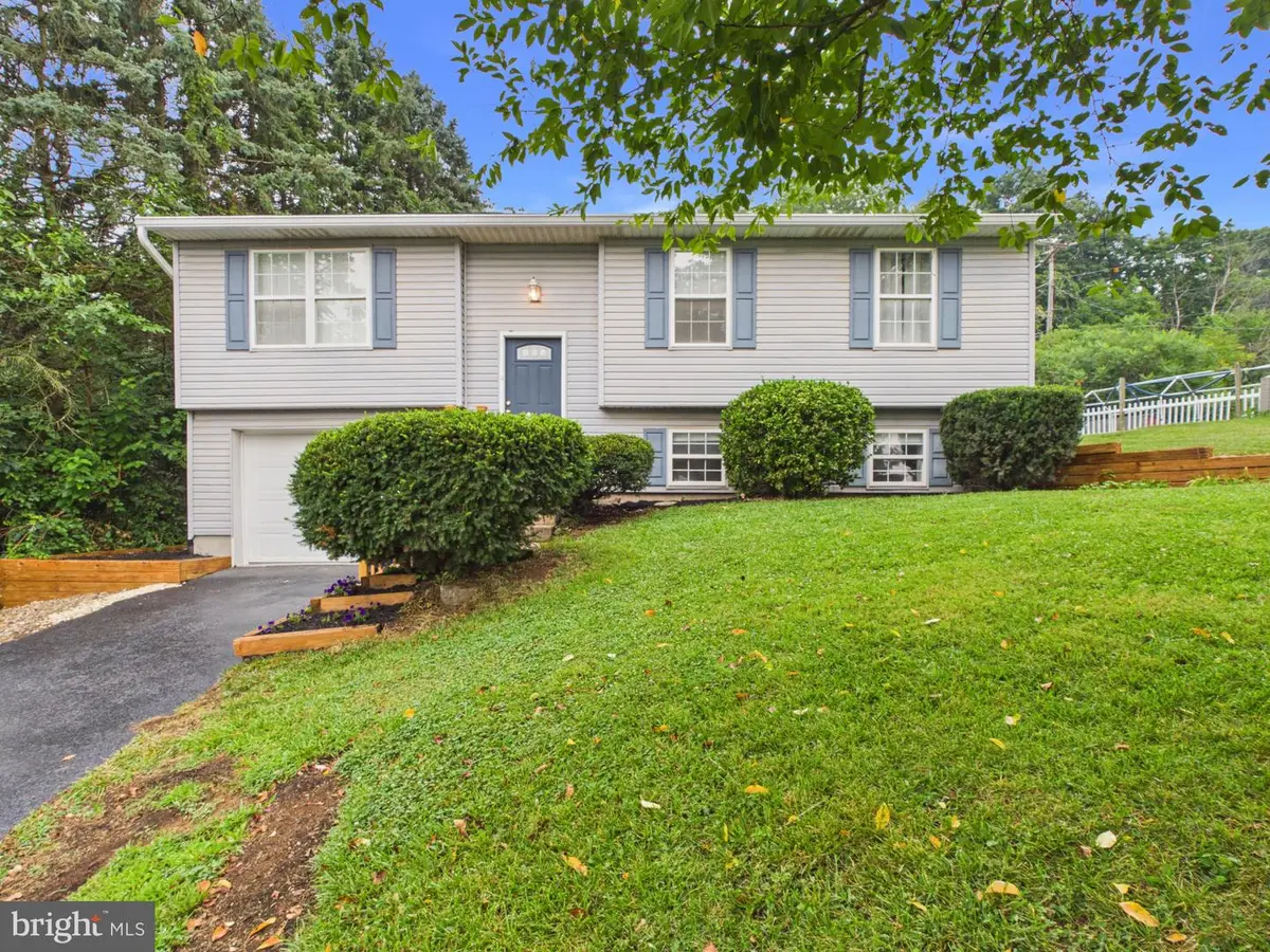 200 Canary Cir, York, PA 17404 - #1