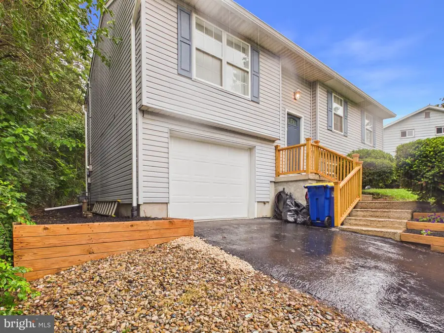 200 Canary Cir, York, PA 17404 - #3