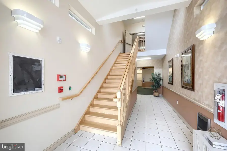 1010 Crest Way #402, York, PA 17403 - #2