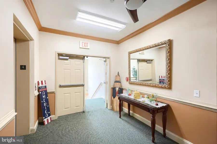 1010 Crest Way #402, York, PA 17403 - #3