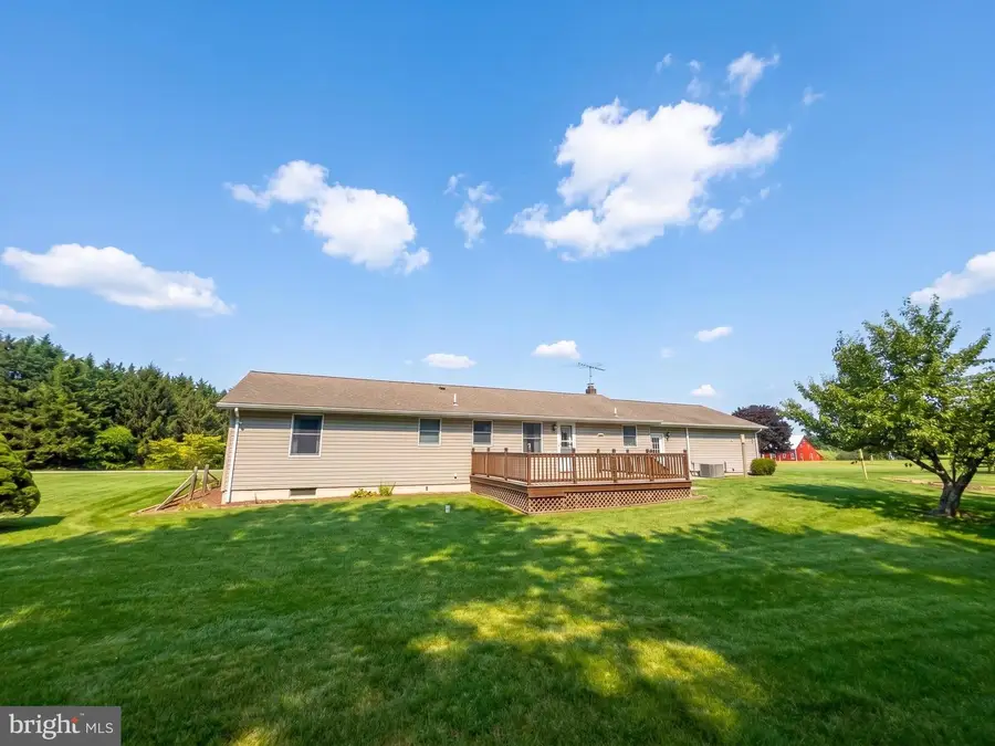 3704 Baumgardner Rd, Hanover, PA 17331 - #2