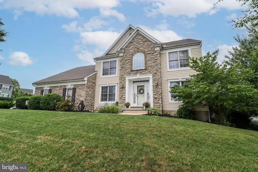 115 Angela Ln, York, PA 17402 - #3