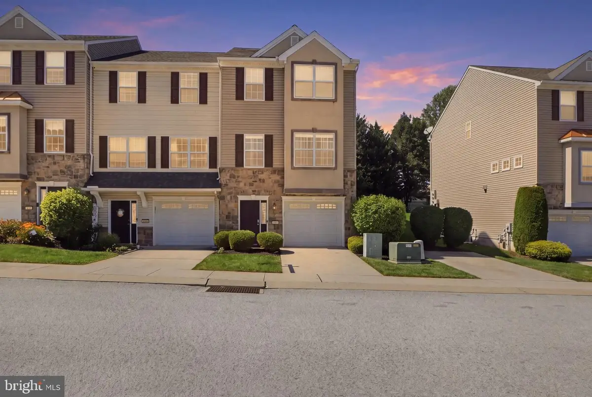 2450 Schultz Way, York, PA 17402 - #1