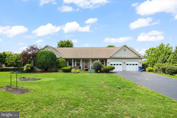 6467 Pamadeva Rd, HANOVER, PA 17331