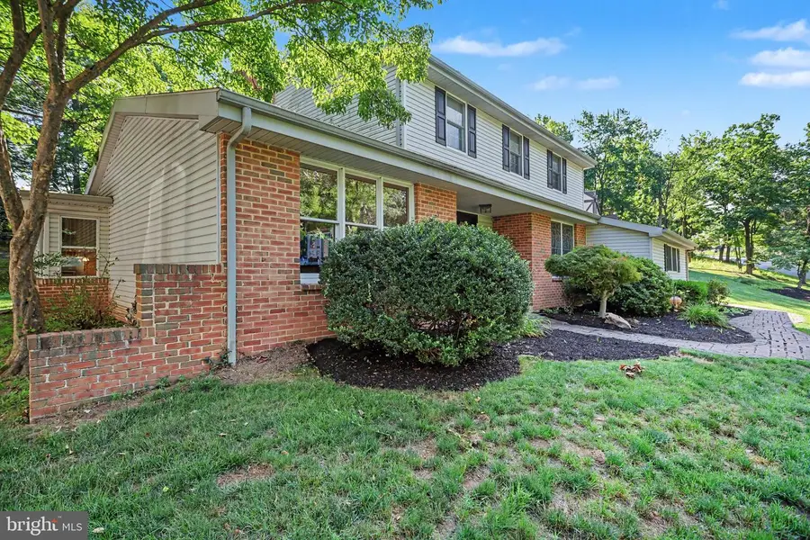 7 Pine Tree Dr, New Cumberland, PA 17070 - #2