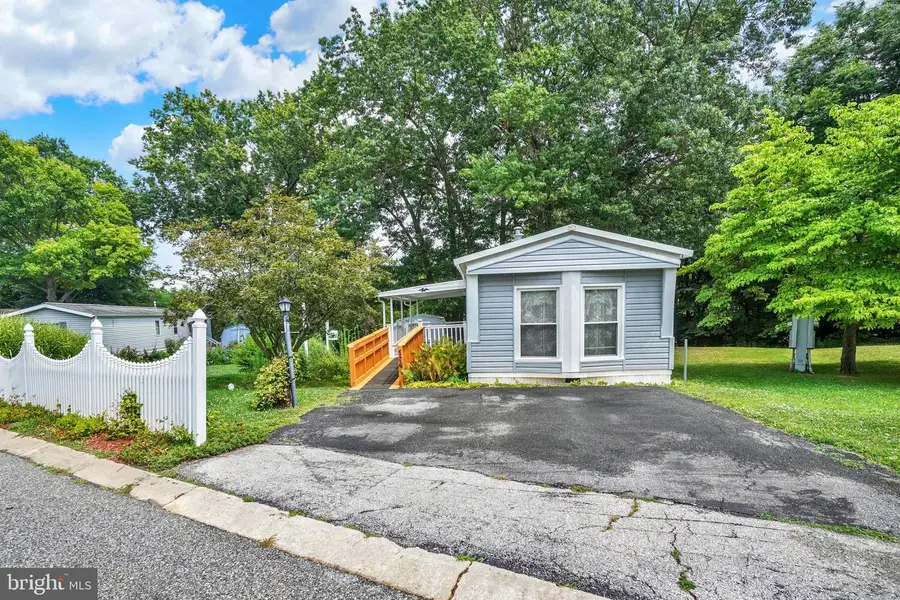 14 Cedar St, Manchester, PA 17345 - #2
