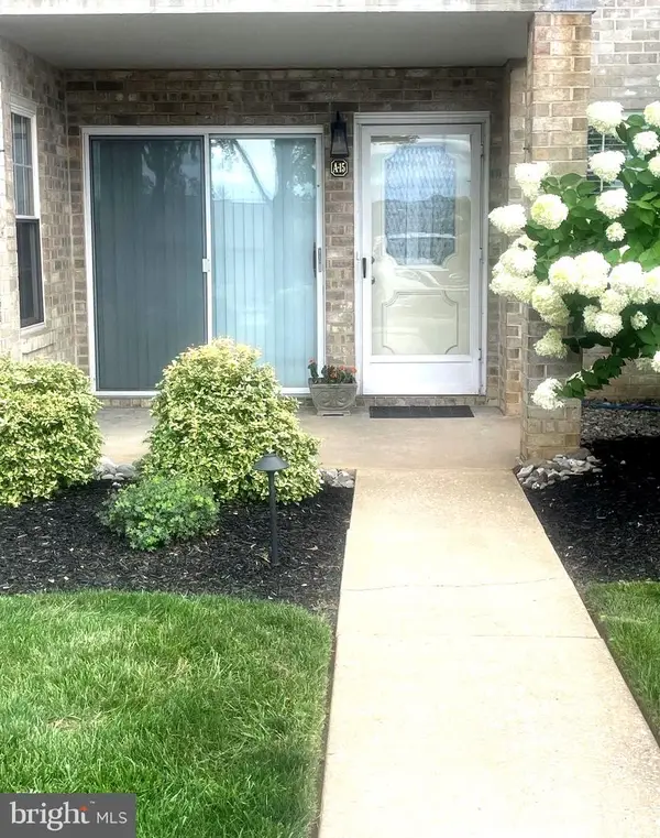 1000 #15 Country Club Rd, YORK, PA 17403
