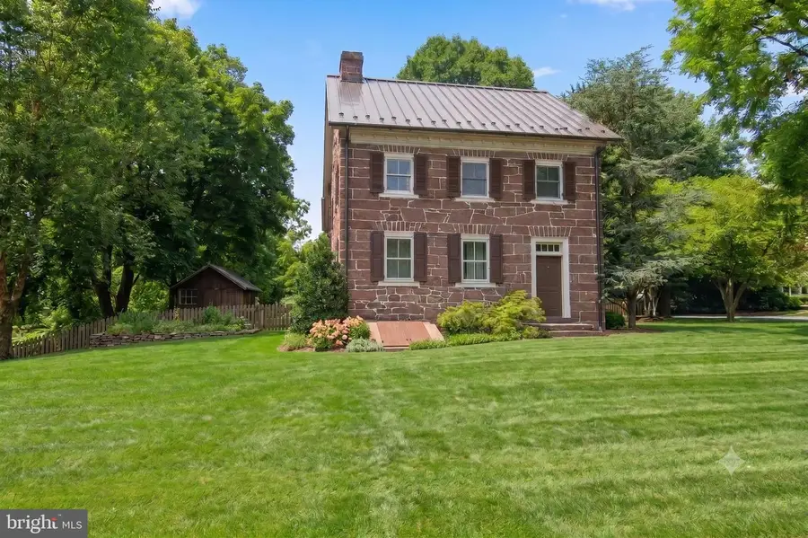 741 Wyndamere Rd, Lewisberry, PA 17339 - #2