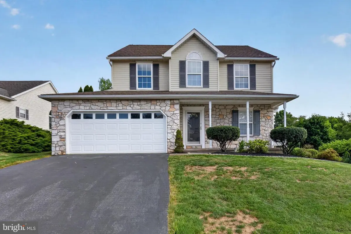 624 Bartlett Dr, Dallastown, PA 17313 - #1