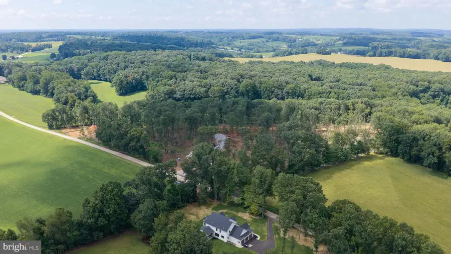 4005 Back Creek Rd, Glen Rock, PA 17327 - #2