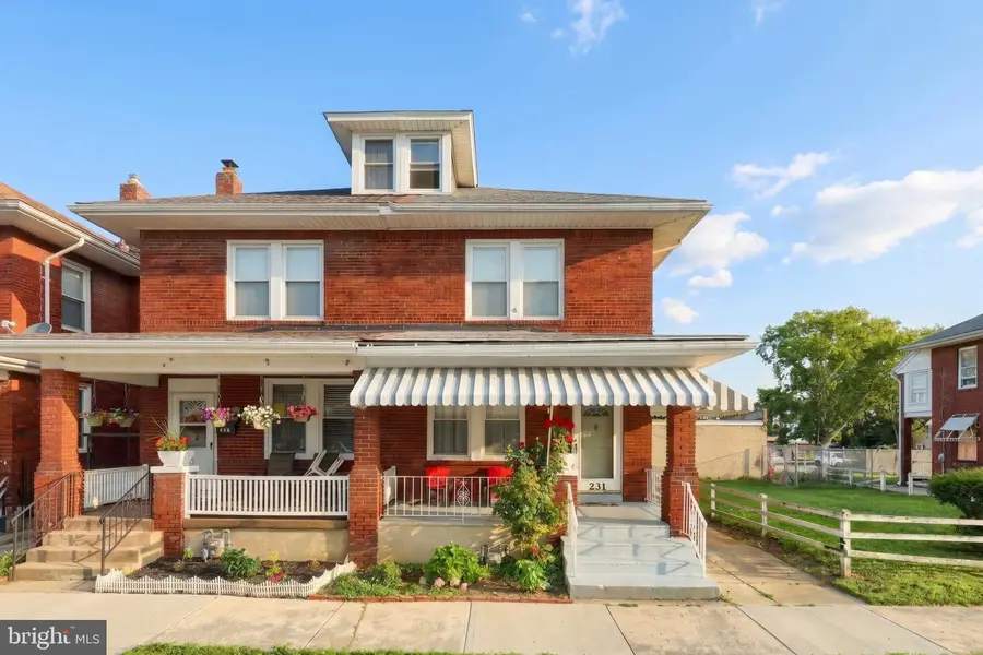 231 Harding Ct, York, PA 17403 - #2