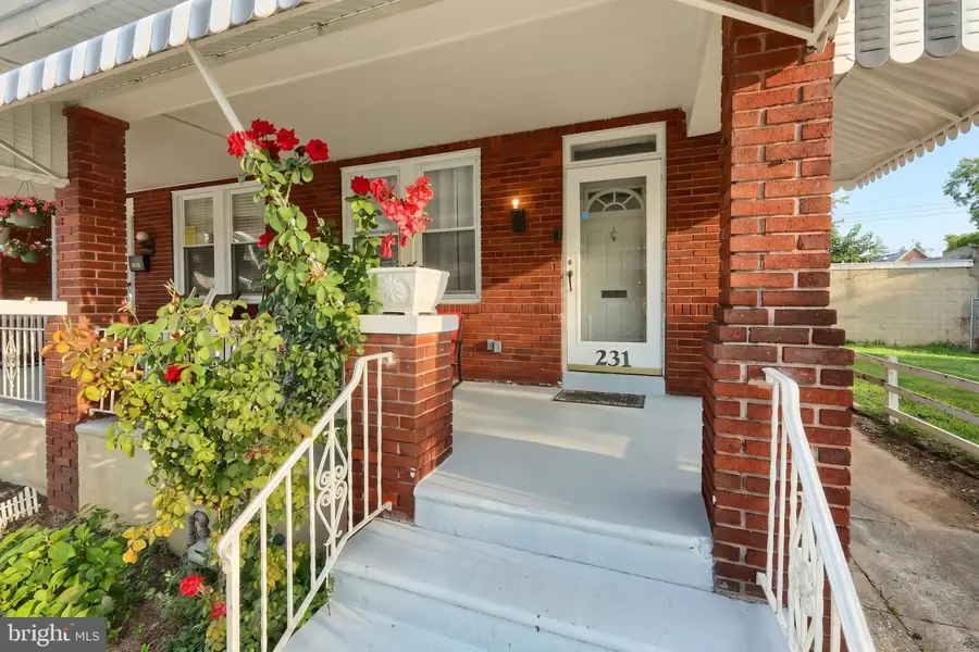 231 Harding Ct, York, PA 17403 - #3
