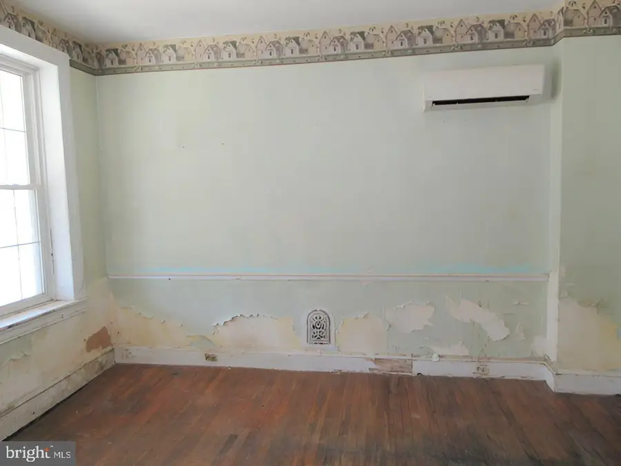 418 Park St, York, PA 17401 - #2