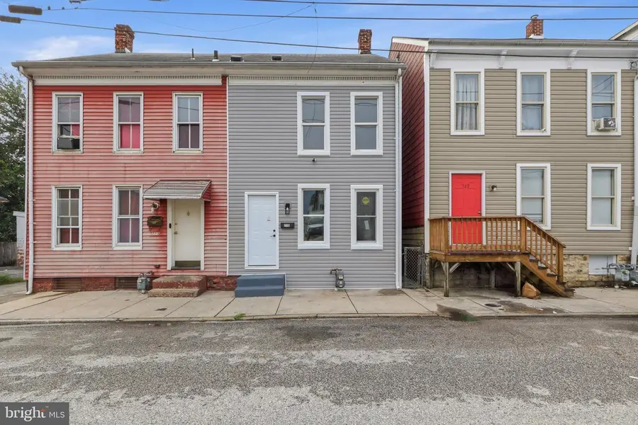 715 E Clarke Ave, York, PA 17403 - #2