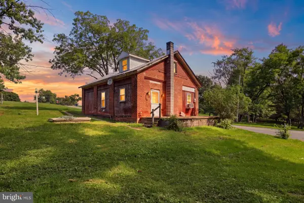 6070 Salem Run Rd, DOVER, PA 17315