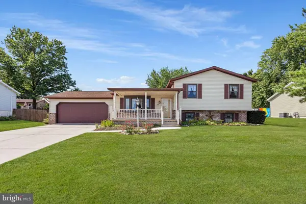 29 Allen Dr, HANOVER, PA 17331