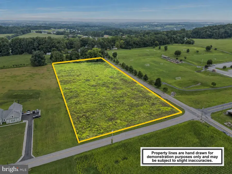 302 W Ridge Rd, Dillsburg, PA 17019 - #2