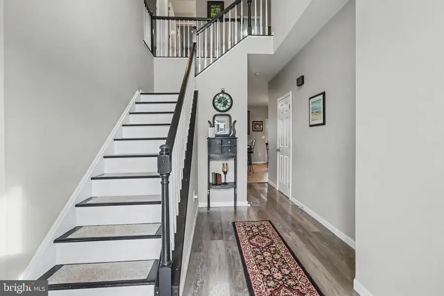 1215 Aylesbury Ln, York, PA 17404 - #3