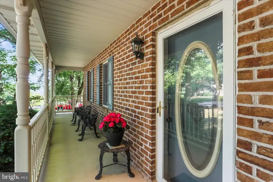 141 Oak Hills Dr, Hanover, PA 17331 - #3