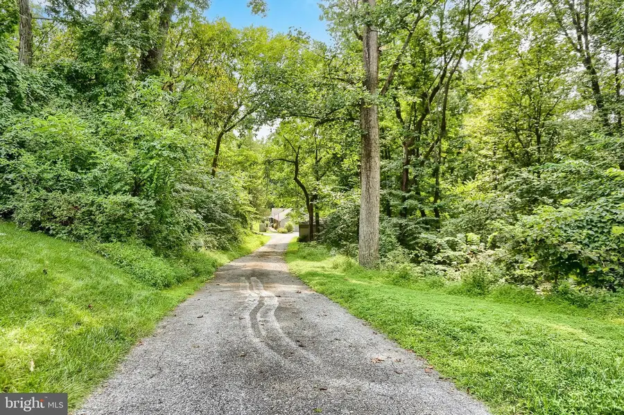 30 Lakeview Ct, Wellsville, PA 17365 - #2