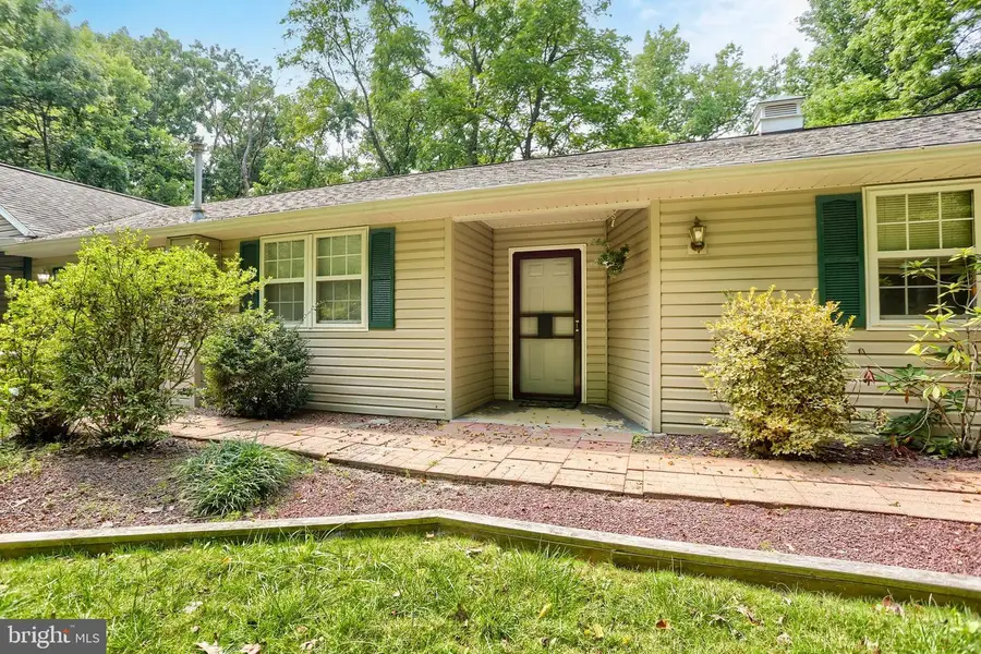 30 Lakeview Ct, Wellsville, PA 17365 - #3