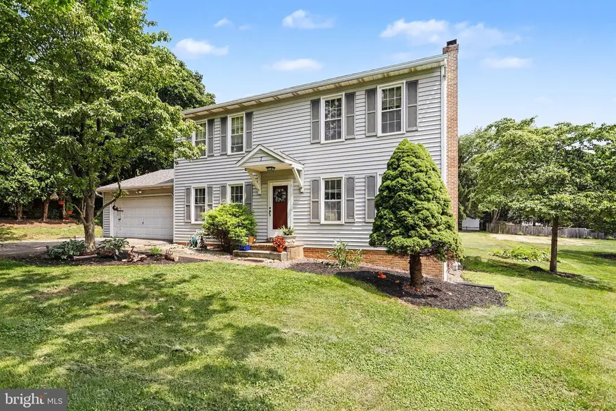 7 Cardinal Dr, Glen Rock, PA 17327 - #2