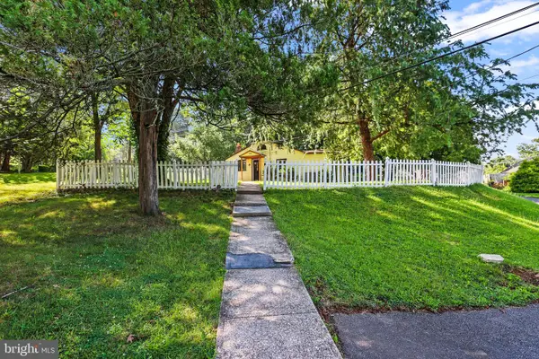 586 Lewisberry Rd, NEW CUMBERLAND, PA 17070