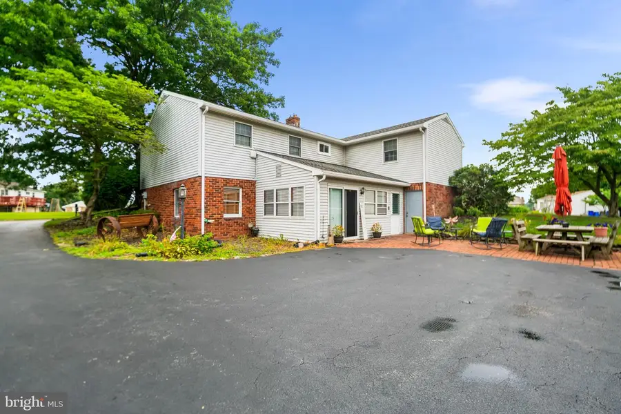 2780 Northvue Ln, York, PA 17408 - #3