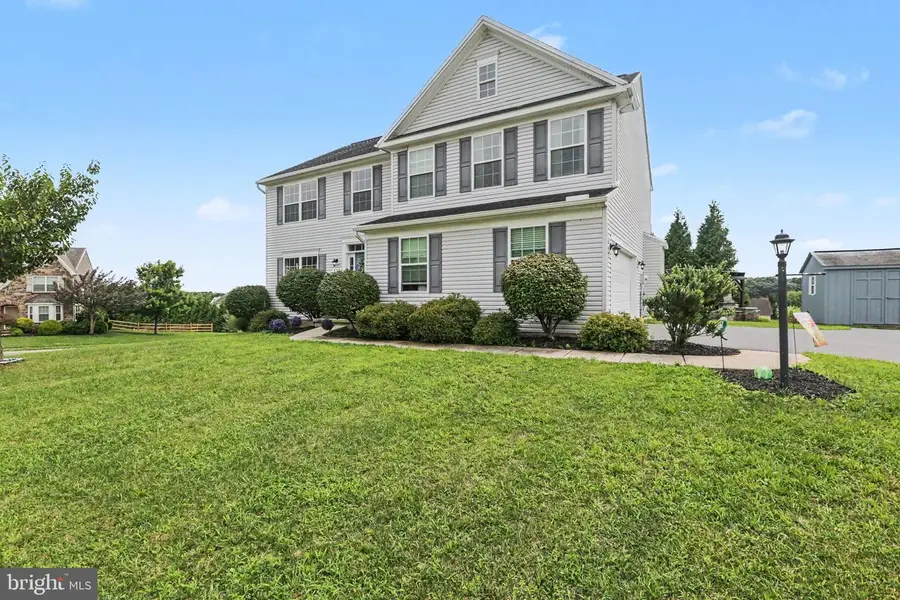 320 Woodbridge Dr, Etters, PA 17319 - #2