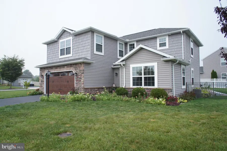 1128 Park Ave, Dillsburg, PA 17019 - #3