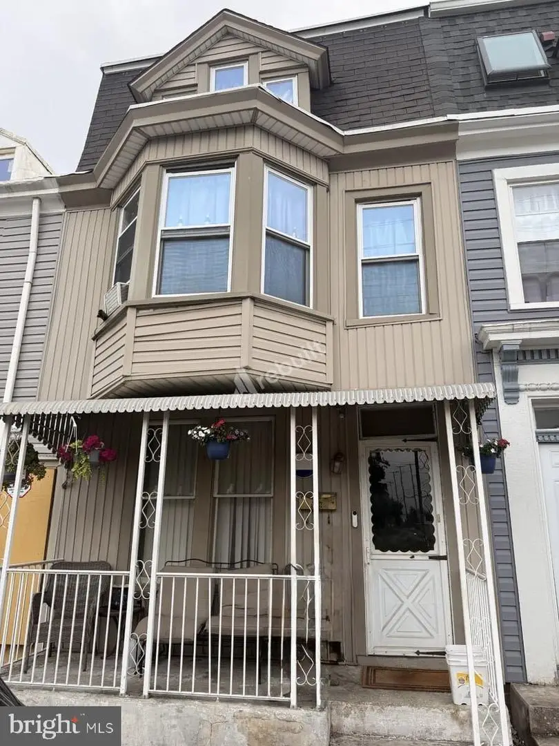 302 S Pershing Ave, York, PA 17401 - #1