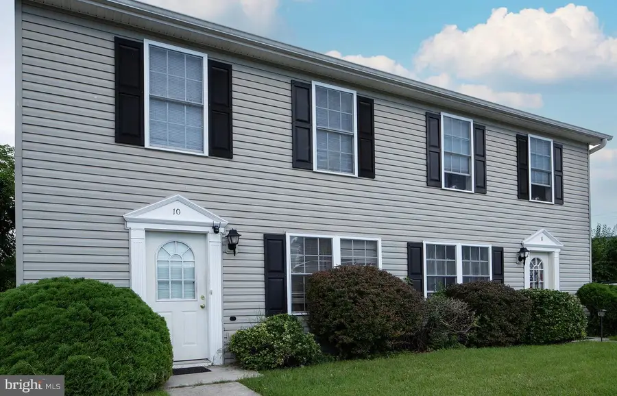 2, 4, 6, 8, 10 W Cabin Hollow Rd, Dillsburg, PA 17019 - #2
