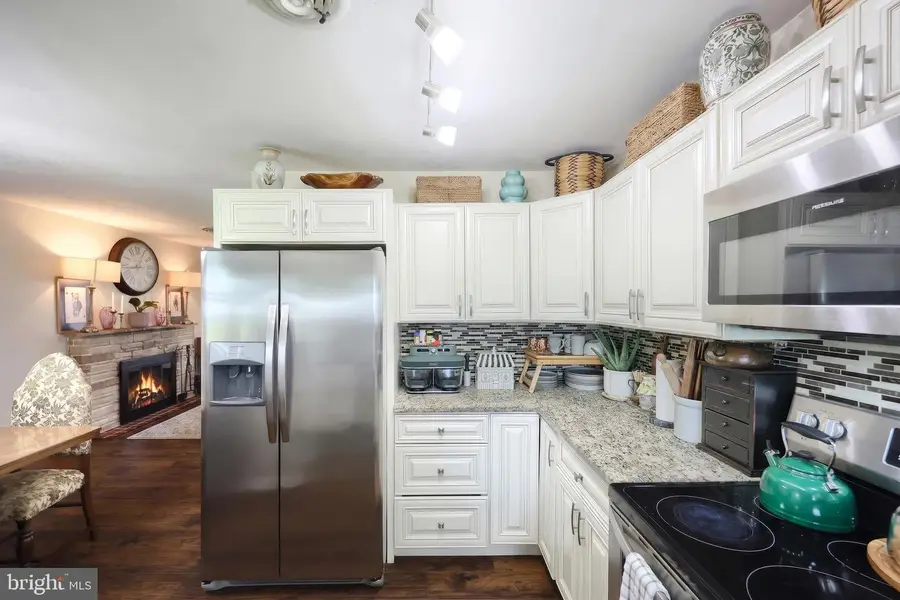 7049 Lincoln Hwy, Thomasville, PA 17364 - #3