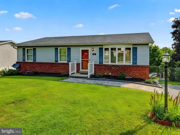 34 Allen Dr, HANOVER, PA 17331